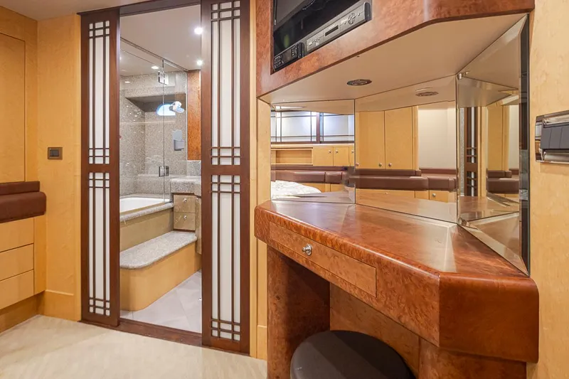 Slide: The Image of Owners Stateroom - 21