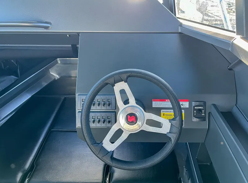 Slide: The Image of Stabi-Craft 2250 Alpha Ultra Centercab 2024 - 10