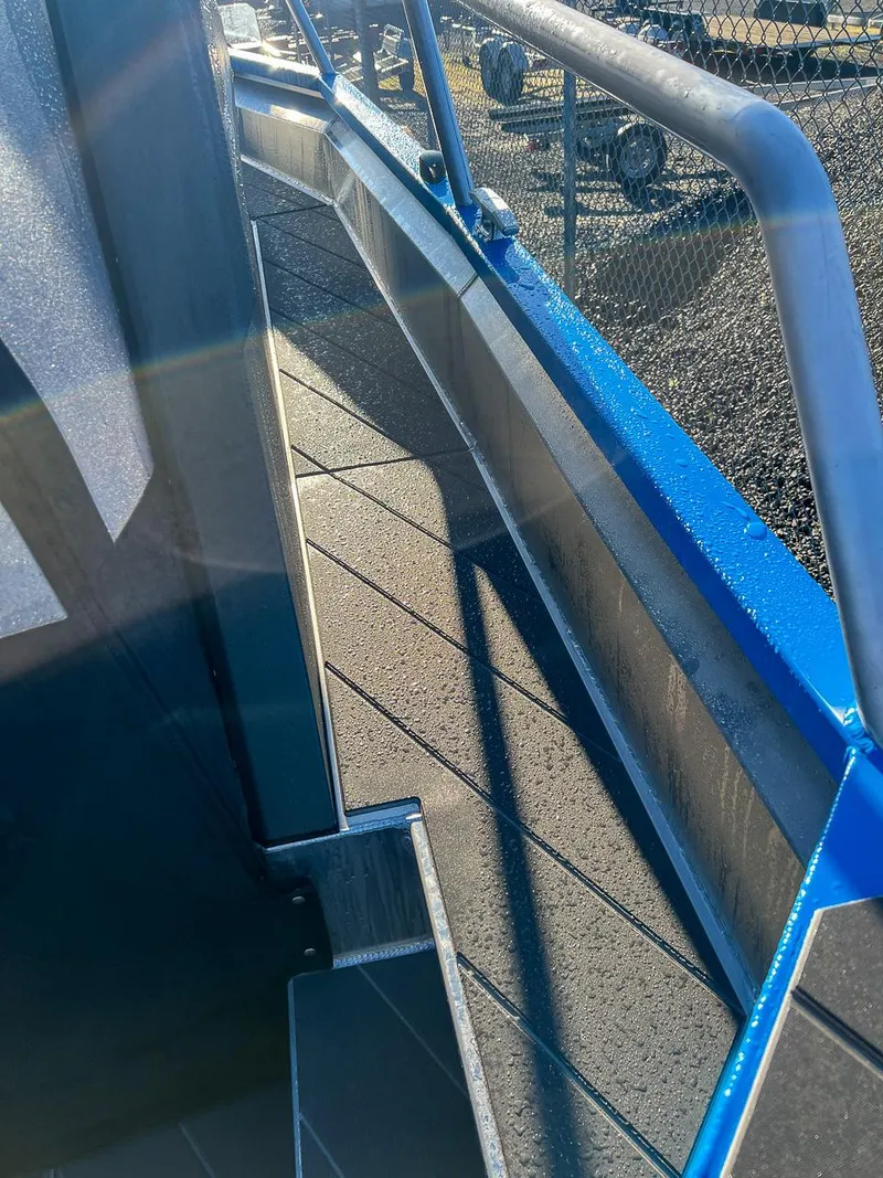 Slide: The Image of Stabi-Craft 2250 Alpha Ultra Centercab 2024 - 19