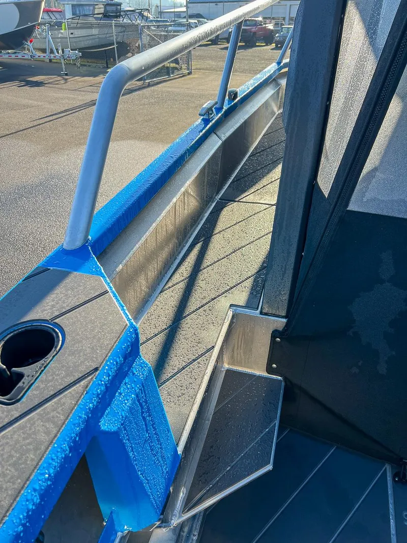 Slide: The Image of Stabi-Craft 2250 Alpha Ultra Centercab 2024 - 20