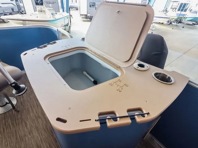 Slide: The Image of Bennington 22SFX 2021 - 23