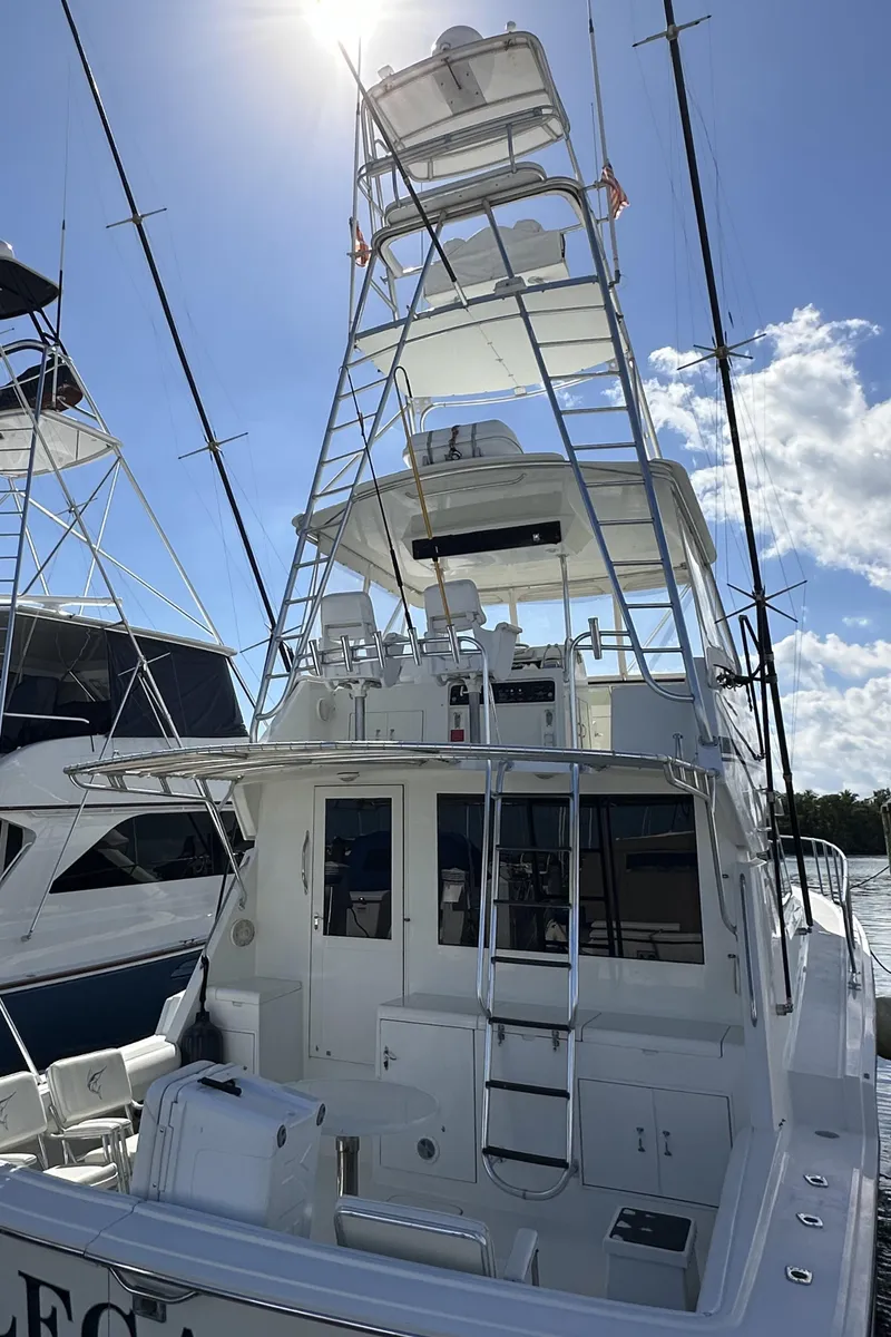 Slide: The Image of Hatteras 50 Convertible 1992 - 60