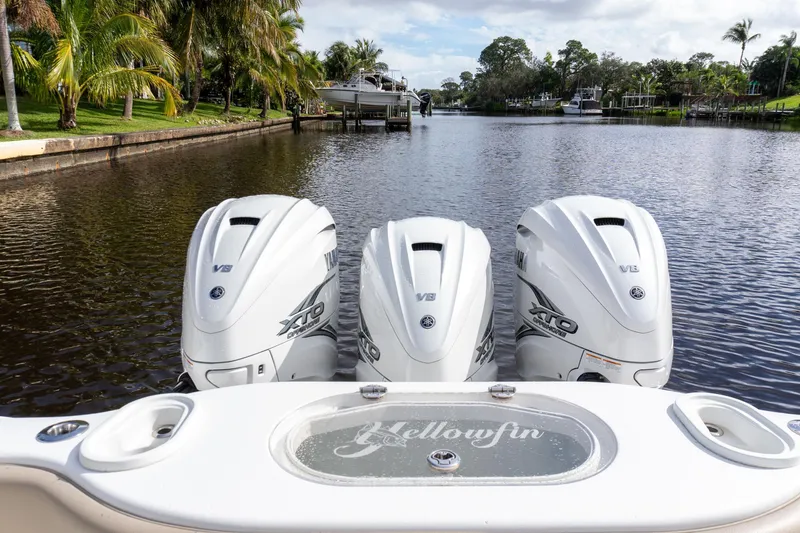 Slide: The Image of Yellowfin 42 Go Mongo - Engines - 15