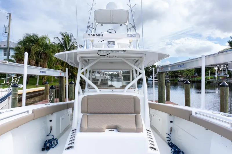 Slide: The Image of Yellowfin 42 Go Mongo - Tower - 27