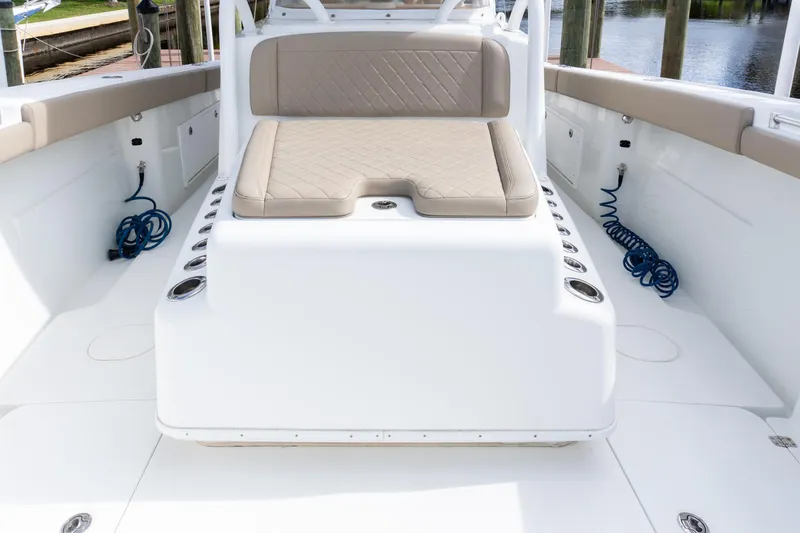 Slide: The Image of Yellowfin 42 Go Mongo - Seating - 28