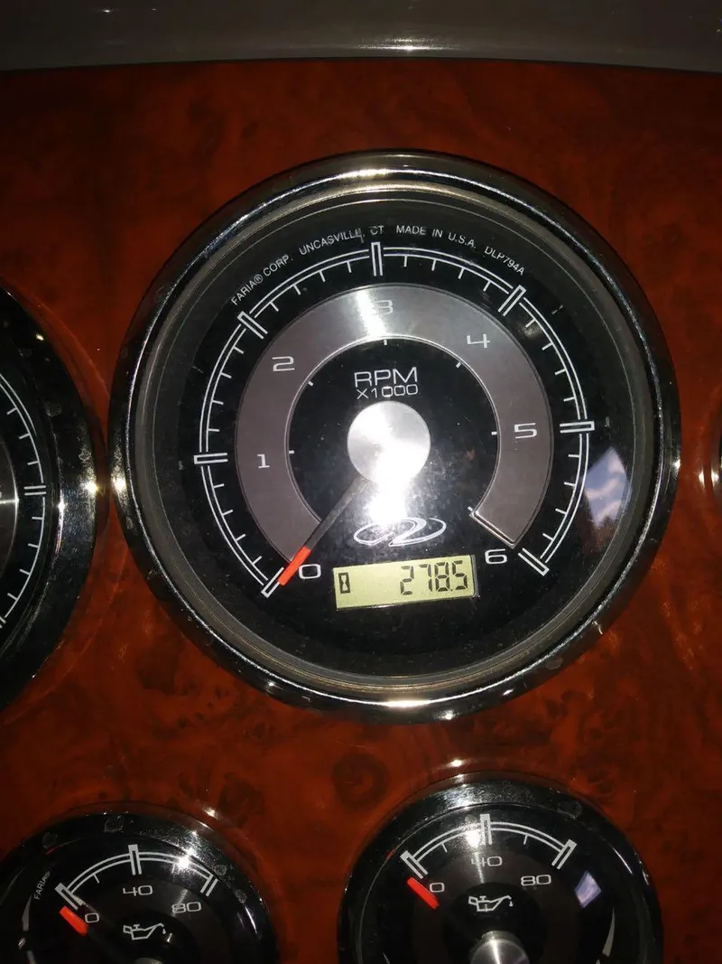 Slide: The Image of Regal 3060 Express Cruiser 2012 RPM gauge display - 13