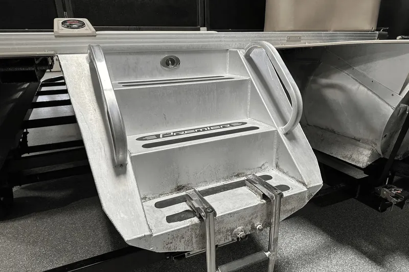 Slide: The Image of Premier SUNSATION 250 LTD 2011 - 126