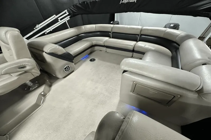 Slide: The Image of Premier SUNSATION 250 LTD 2011 - 82