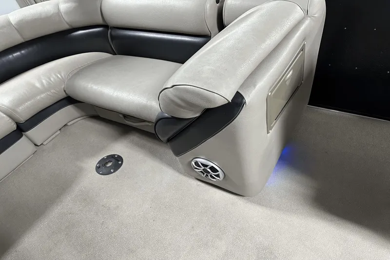 Slide: The Image of Premier SUNSATION 250 LTD 2011 - 83