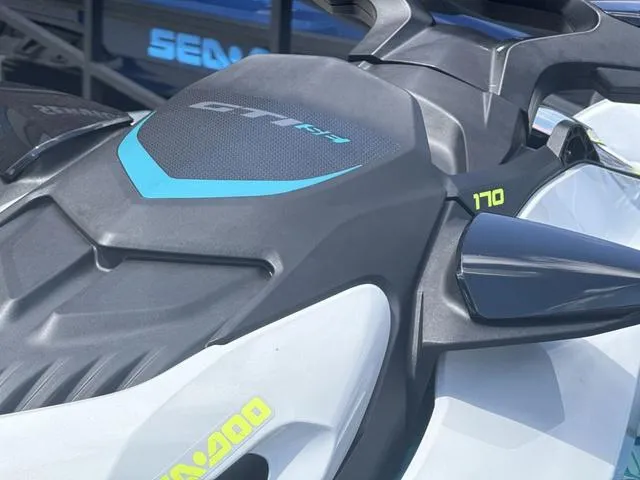 Slide: The Image of Sea-Doo GTI™ SE 170 IBR 2024 - 5