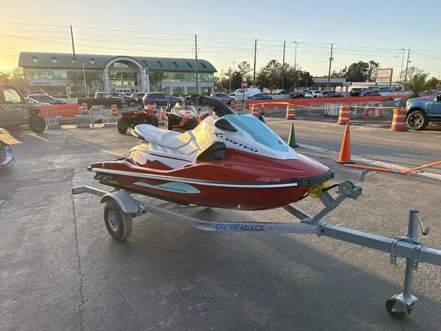 Slide: The Image of Yamaha EX LIMITED-TORCH RED/WHIT 2024 - 8