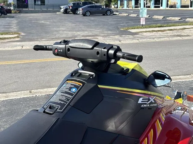 Slide: The Image of Yamaha EX DELUXE-TORCH RED/BLACK 2024 - 9