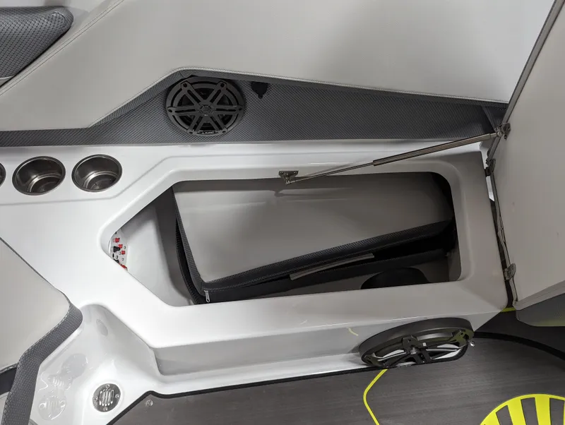 Slide: The Image of Scarab 235ID WAKE EDITION 2024 - 8