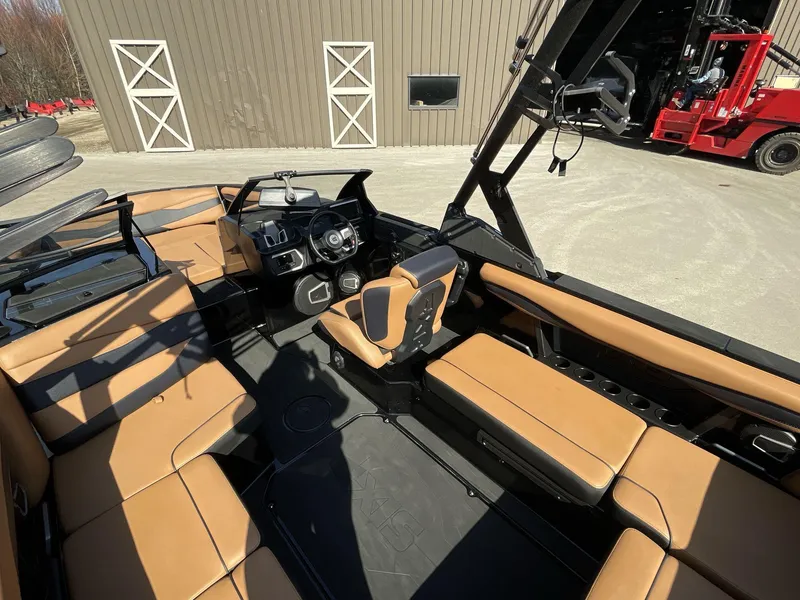 Slide: The Image of Axis A225 2024 - 185