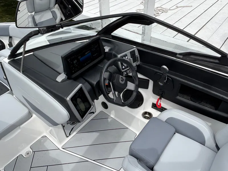 Slide: The Image of Malibu Wakesetter 23 LSV 2024 - 384