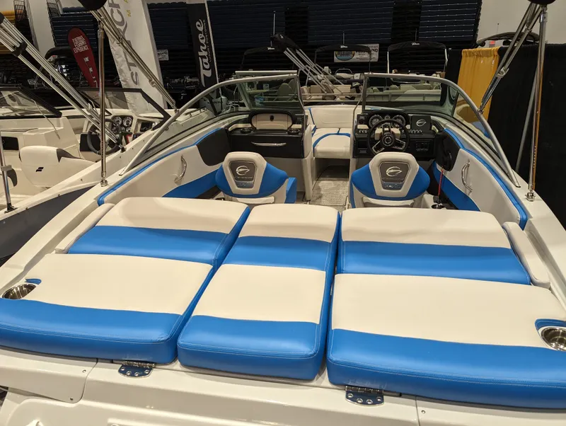 Slide: The Image of Crownline Boats 210SS 2024 - 12