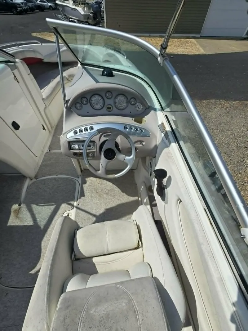 Slide: The Image of Maxum 2400 SR 2003 - 8