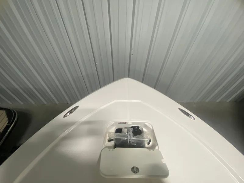 Slide: The Image of Robalo 206 Cayman 2024 - 18