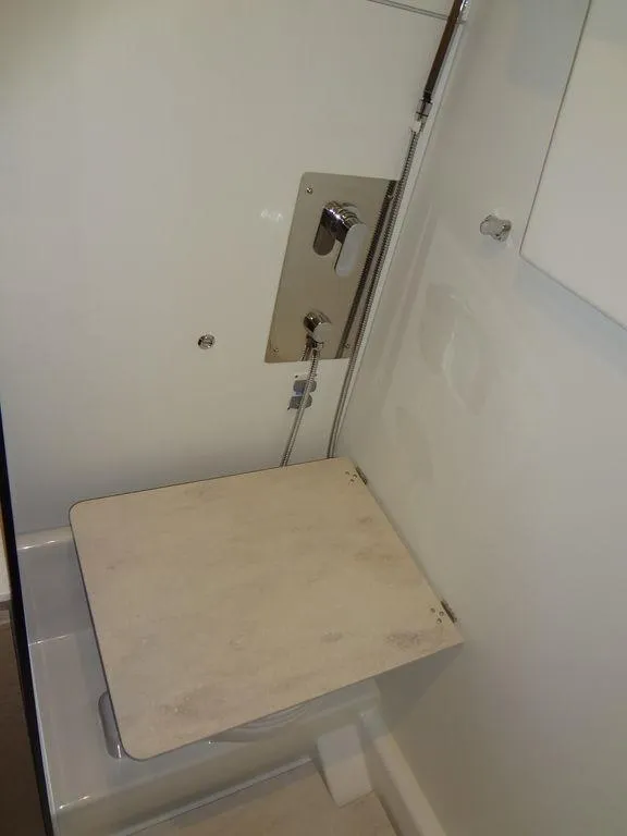 Slide: The Image of Prestige 420F 2024 - 64