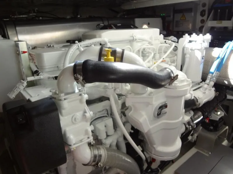 Slide: The Image of Prestige 420F 2024 - 74