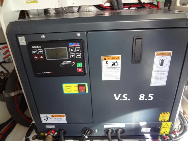 Slide: The Image of Prestige 420F 2024 - 77