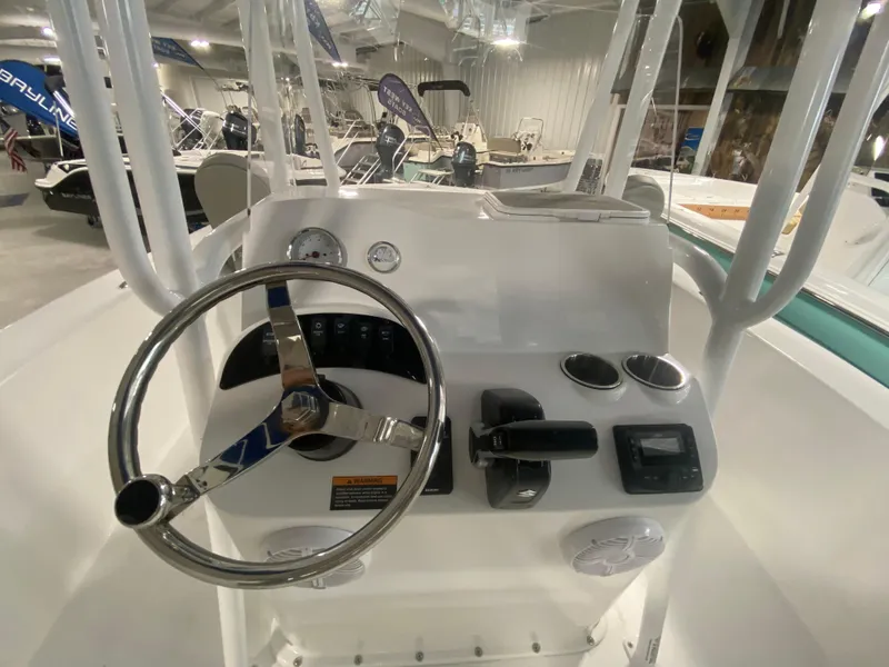 Slide: The Image of Savannah SS21 2024 - 10