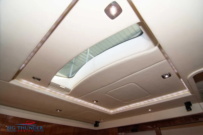 Slide: The Image of Sea Ray Sundancer 540 2010 - 58