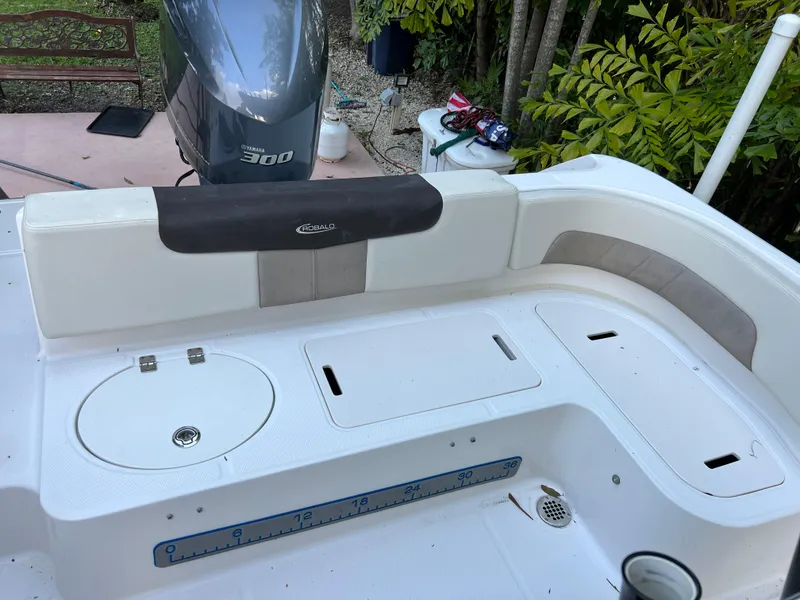 Slide: The Image of 2018 Robalo R242 Center Console boat with Yamaha 300 outboard engine. - 24