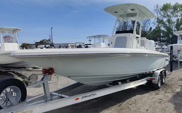 Slide: The Image of Shearwater 250 XTE 2024 - 3