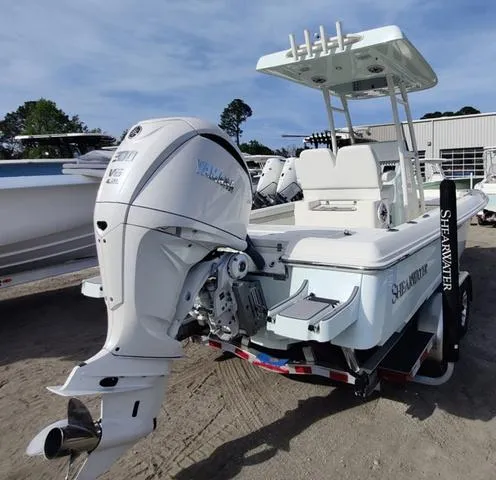 Slide: The Image of Shearwater 250 XTE 2024 - 6