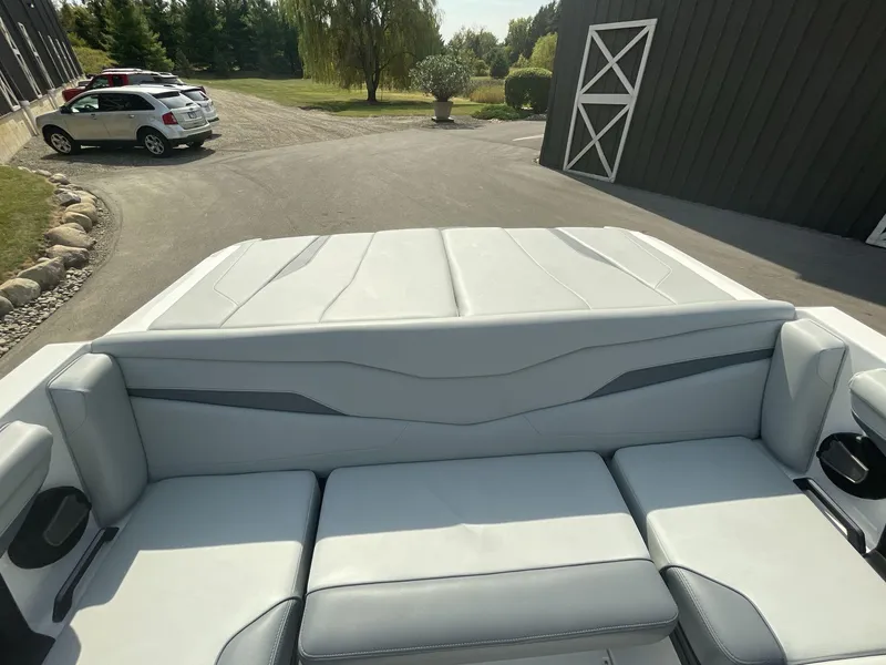 Slide: The Image of Axis T220 2024 - 382