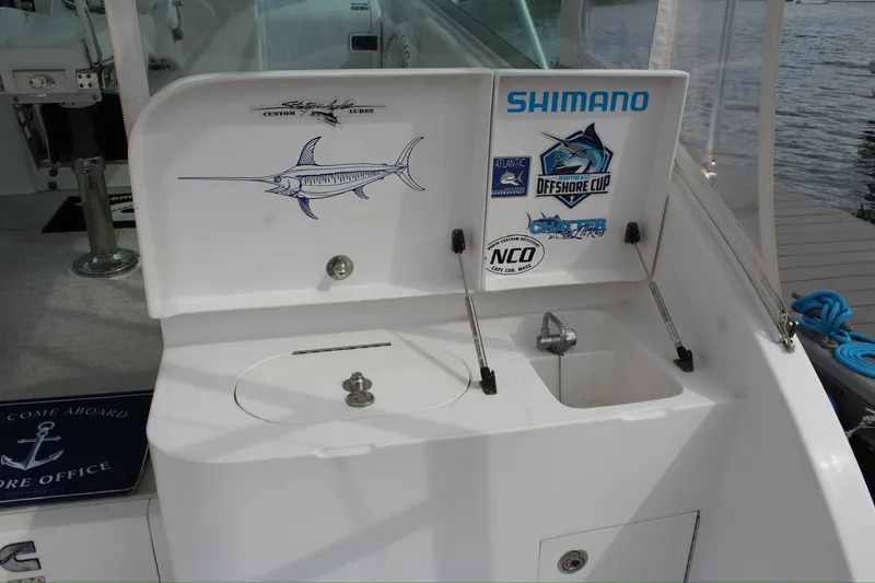 Slide: The Image of Topaz 40 Express 2007 - 16