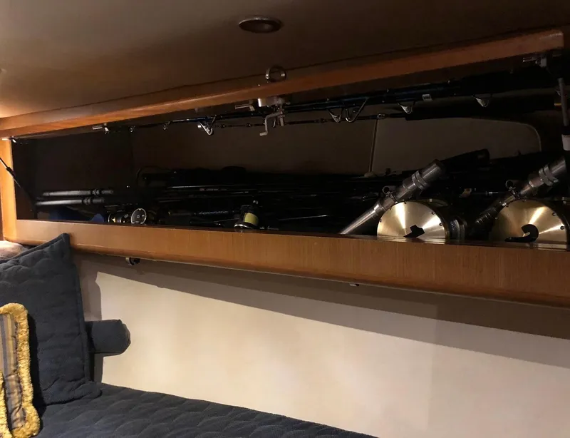 Slide: The Image of Topaz 40 Express 2007 - 21