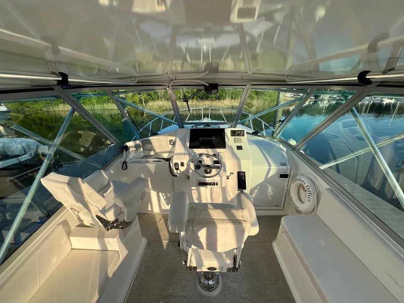 Slide: The Image of Topaz 40 Express 2007 - 3