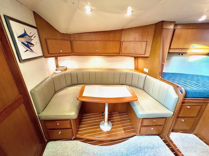 Slide: The Image of Topaz 40 Express 2007 - 5