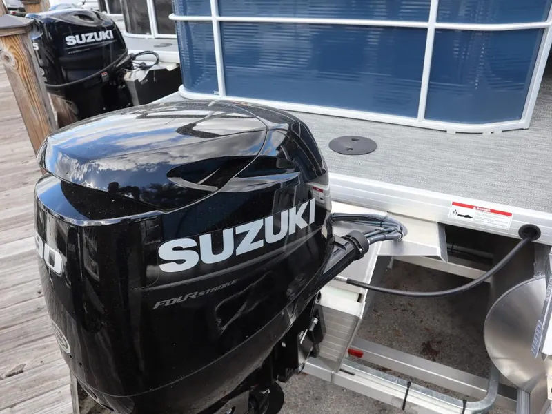 Slide: The Image of Godfrey 2086 CRUISE X 2024 - 5