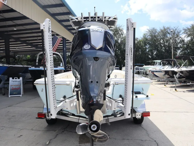 Slide: The Image of Rear view of Key West Bay Reef 230BR boat, model year 2025. - 4