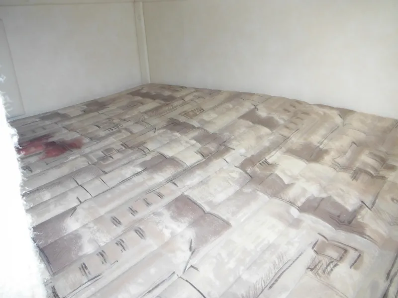 Slide: The Image of Interior cabin bed of a 1999 Monterey 262 Cruiser boat. - 27