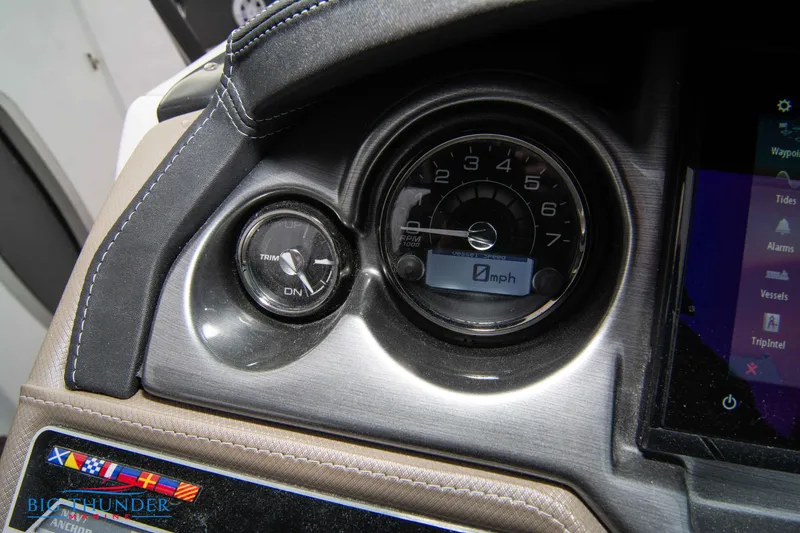 Slide: The Image of 2024 Monterey 278 SS speedometer and ignition switch close-up. - 41
