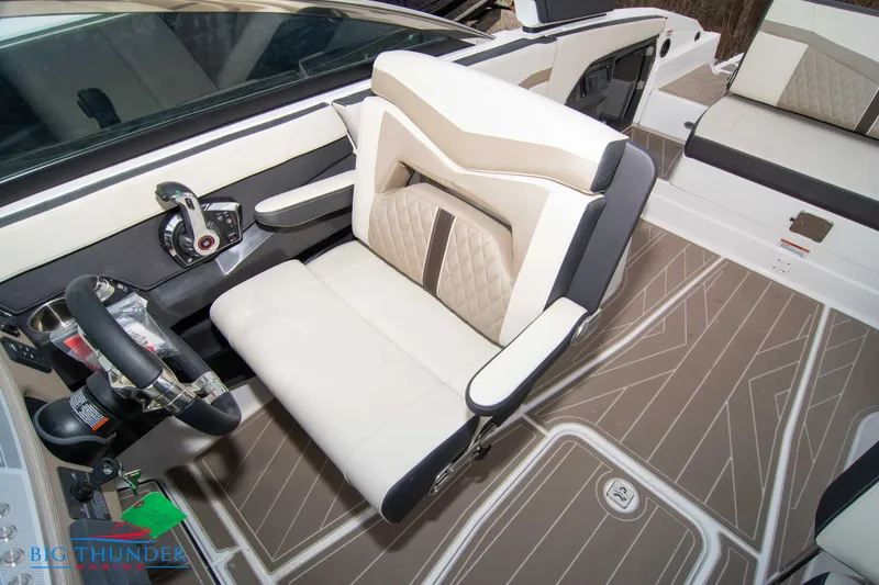 Slide: The Image of Monterey 278SS Super Sport 2024 - 52