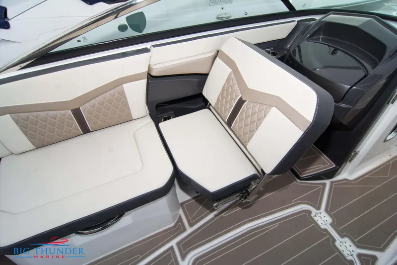 Slide: The Image of Monterey 278SS Super Sport 2024 - 55