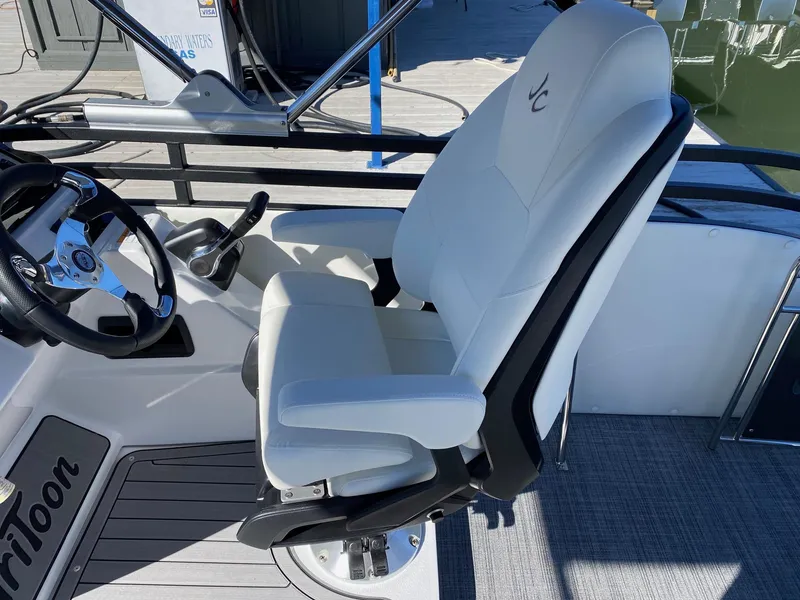 Slide: The Image of 2024 JC Neptoon Sport 23TT boat captain's chair and steering console. - 15