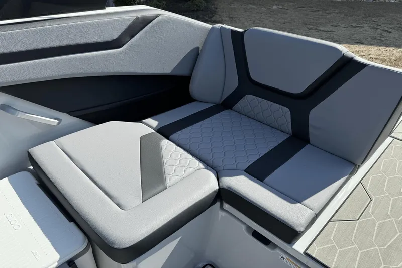 Slide: The Image of Yamaha 222XD 2024 - 10