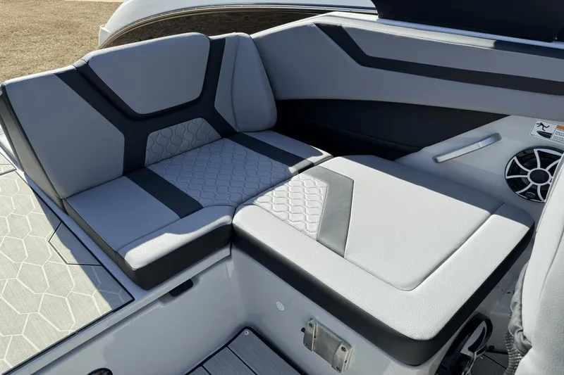 Slide: The Image of Yamaha 222XD 2024 - 11
