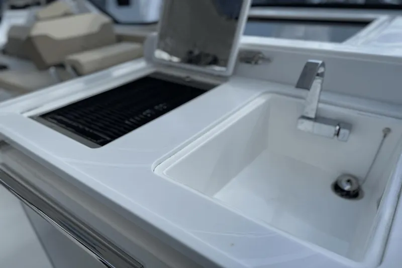 Slide: The Image of Aquila 32 Sport 2024 - 15