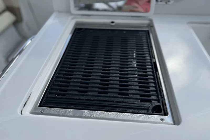 Slide: The Image of Aquila 32 Sport 2024 - 16