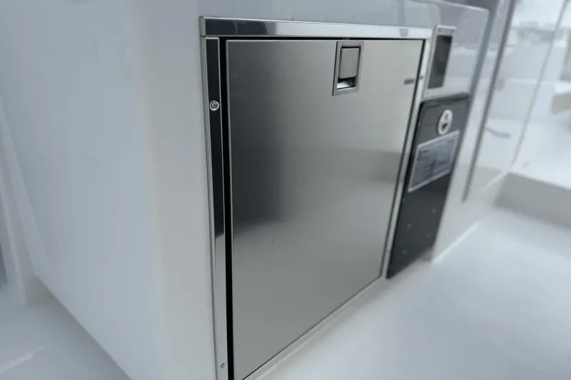 Slide: The Image of Aquila 32 Sport 2024 - 17