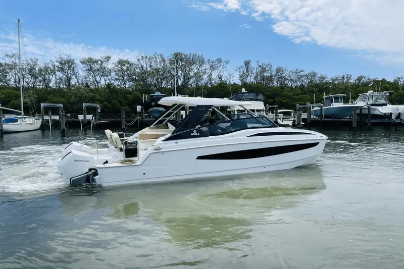 Slide: The Image of Aquila 32 Sport 2024 - 2