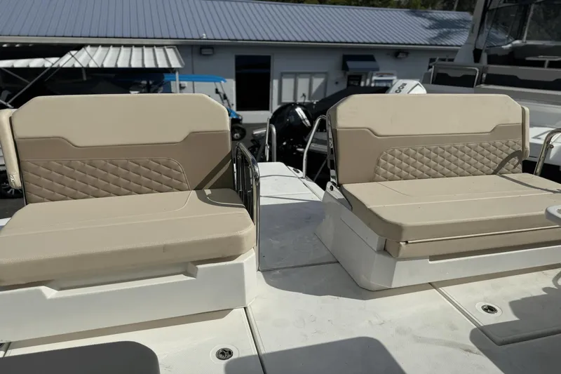 Slide: The Image of Aquila 32 Sport 2024 - 25