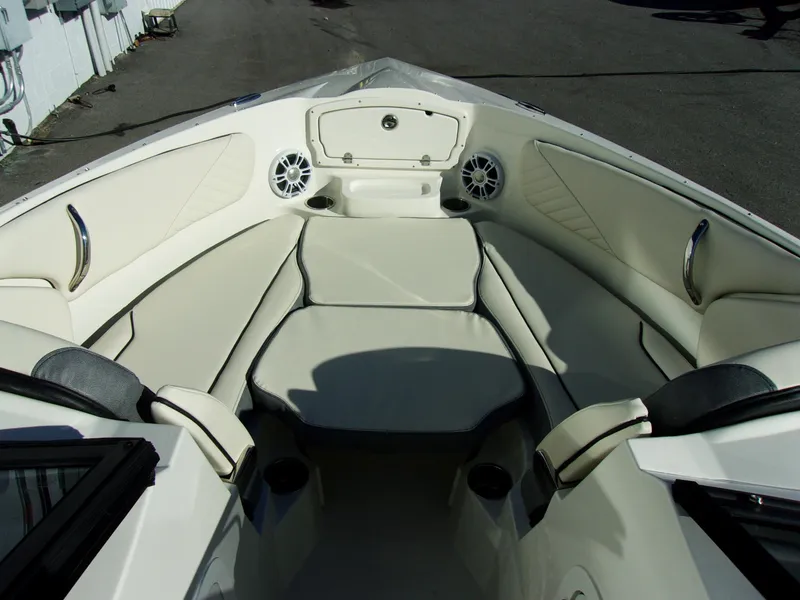 Slide: The Image of Stingray 23 OSX 2024 - 7